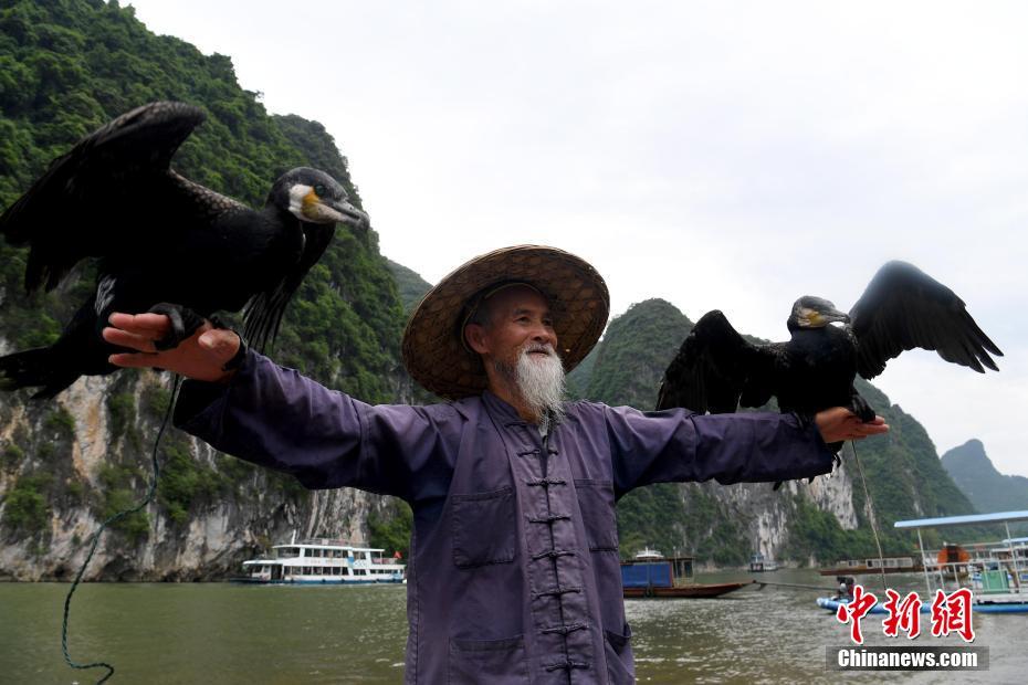 papi醬：7年老網紅泯然眾人矣