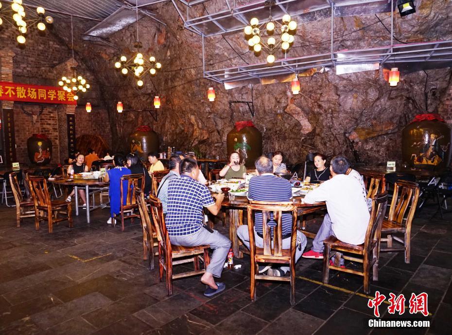 財務自由后什么感覺？何小鵬：痛苦、空虛、彷徨