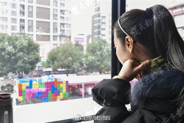 河南省鄭州市市長何雄會見國家電網副總工程師奚國富一行