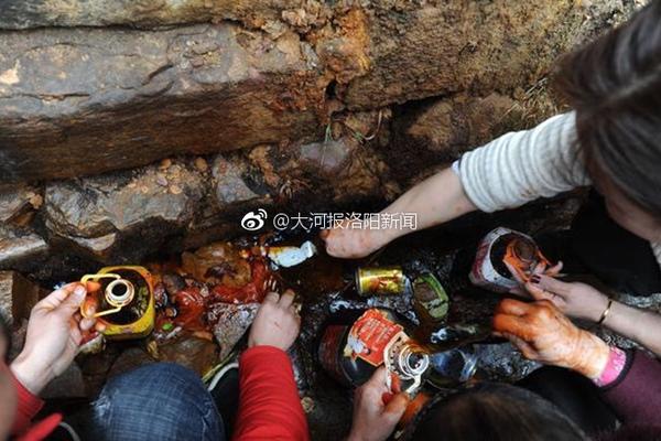 我今天目睹了兩個保潔阿姨在家里上演后宮劇，崩潰了