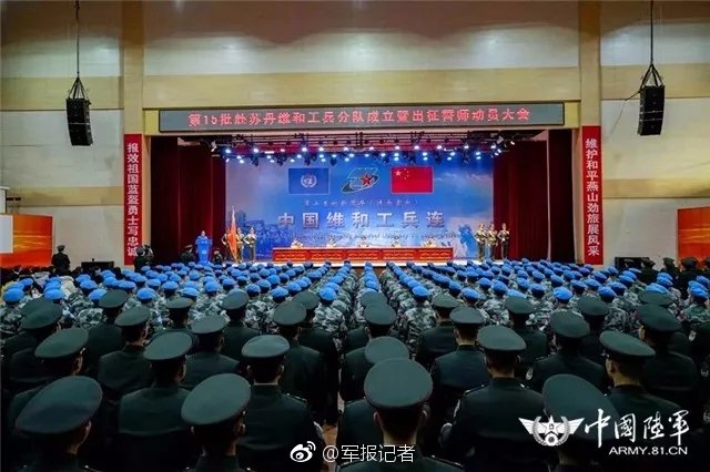 她們定義了“超模”的內涵和外延，而今仍在發光發熱