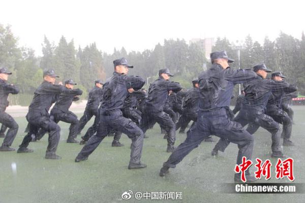 李彥宏夫婦或成老賴:作家訴百度
