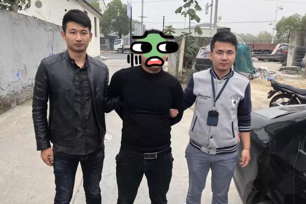 2019年中國新能源汽車產(chǎn)銷量將達(dá)150萬輛