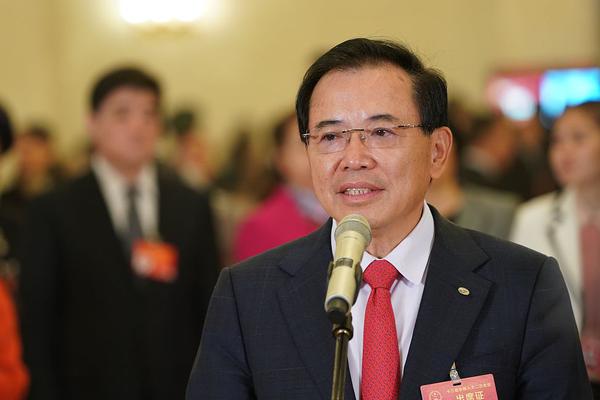 那時的我們，看不懂《小飛龍》