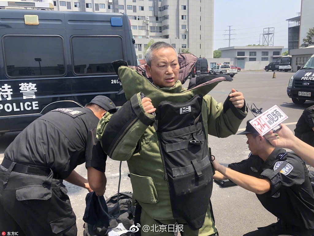 每天挑點新矛盾，讓人互撕對著掄？