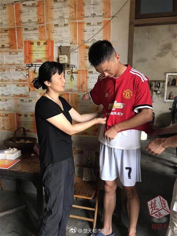 銷(xiāo)售類(lèi)的崗位，把你領(lǐng)進(jìn)門(mén)的師傅，真的很重要