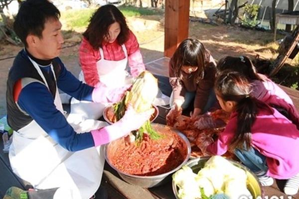 當(dāng)這個(gè)東西不再是奢侈品了，很多東西要重新審