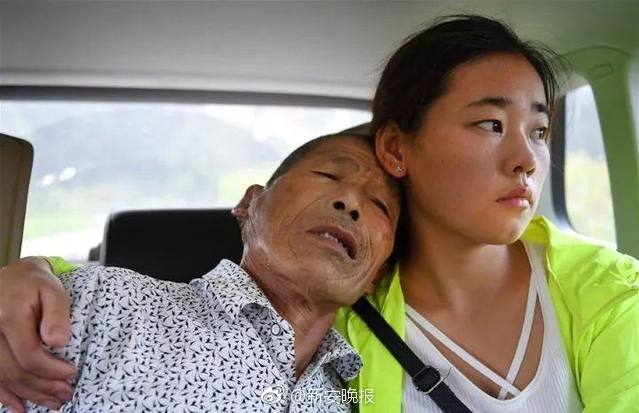 李健：現(xiàn)在的年輕人，生活壓力比上一代人還要大 ！