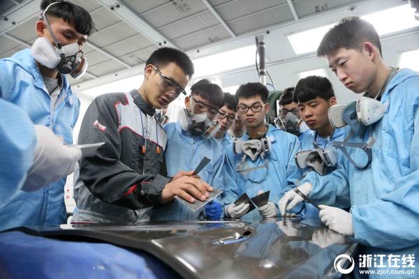 2013年全球數據中心建設支出接近1500億美元