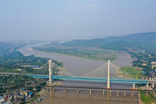 投資300億 年產25萬噸綠氫 逐日陽光·綠氫全產業(yè)鏈首發(fā)區(qū)開建